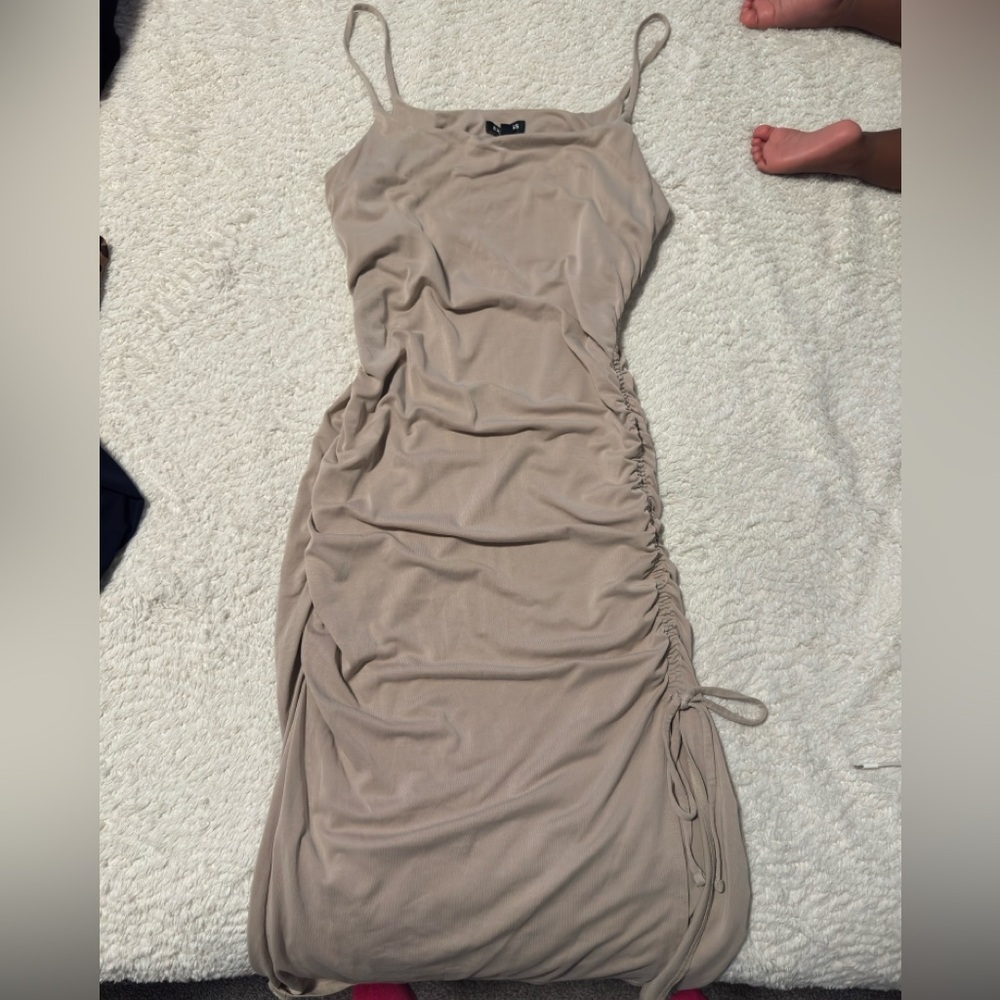 Express Beige Ruched Midi Dress